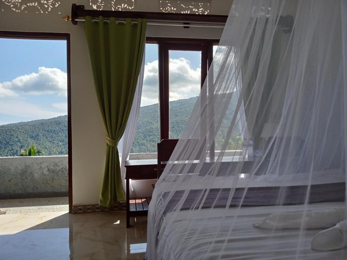 Aris Homestay And Warung Made Munduk Eksteriør billede