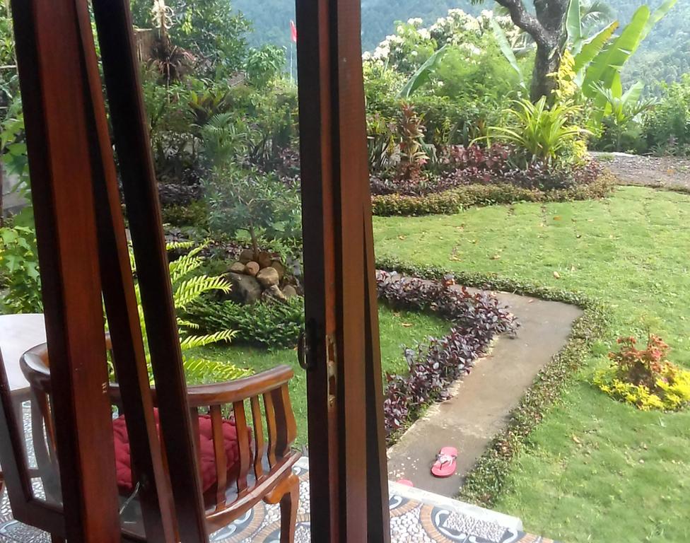 Aris Homestay And Warung Made Munduk Eksteriør billede