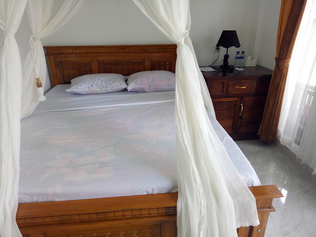 Aris Homestay And Warung Made Munduk Eksteriør billede