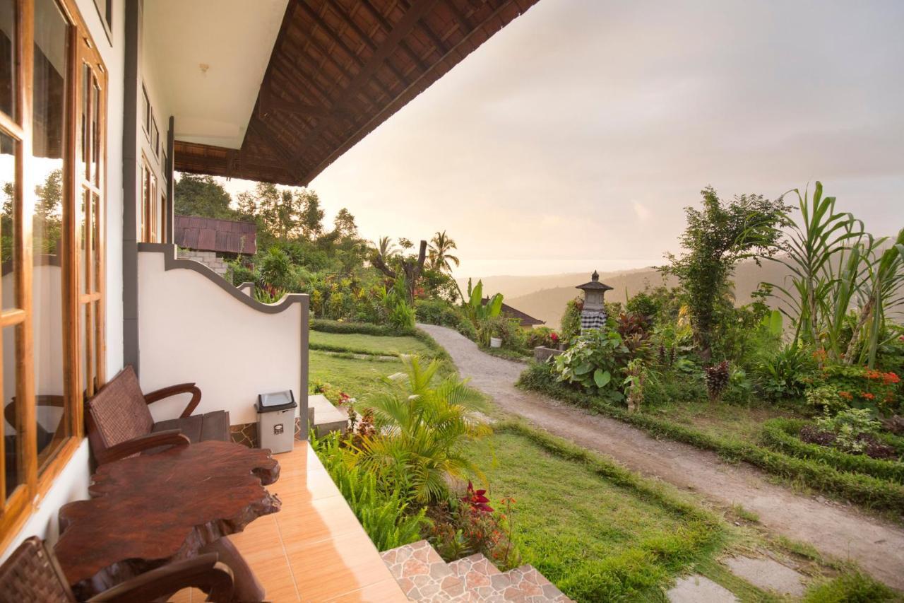 Aris Homestay And Warung Made Munduk Eksteriør billede